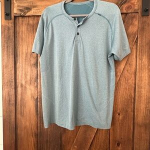 Lululemon Athletica short sleeve Henley